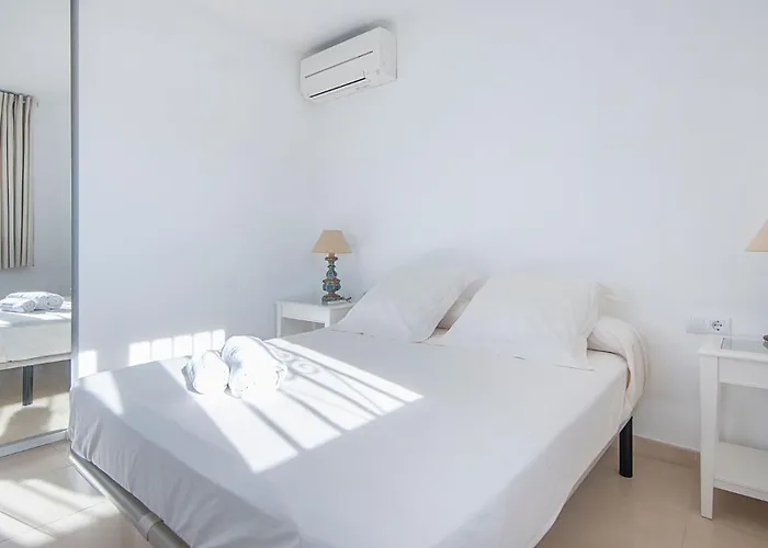 Alquiler En La Playa De 10 Personas Con Ac, Parking Y Wifi *