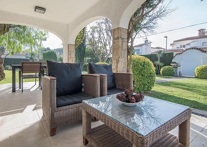 Alquiler En La Playa De 10 Personas Con Ac, Parking Y Wifi * Cambrils