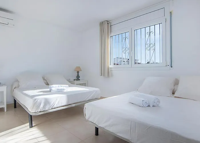 Alquiler En La Playa De 10 Personas Con Ac, Parking Y Wifi Villa Cambrils