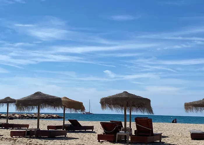 Alquiler En La Playa De 10 Personas Con Ac, Parking Y Wifi Cambrils