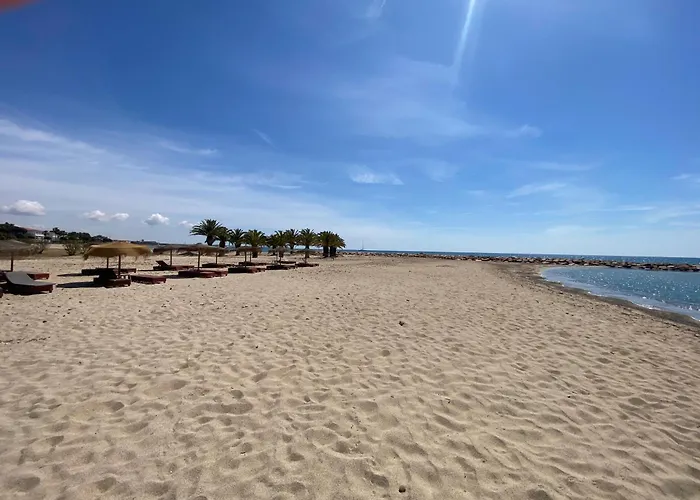 Villa Alquiler En La Playa De 10 Personas Con Ac, Parking Y Wifi