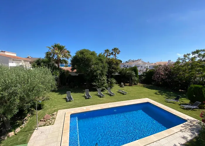 Alquiler En La Playa De 10 Personas Con Ac, Parking Y Wifi Villa Cambrils