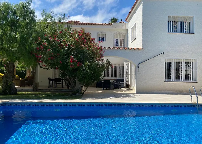 Alquiler En La Playa De 10 Personas Con Ac, Parking Y Wifi