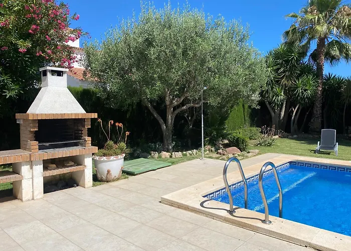 Villa Alquiler En La Playa De 10 Personas Con Ac, Parking Y Wifi *